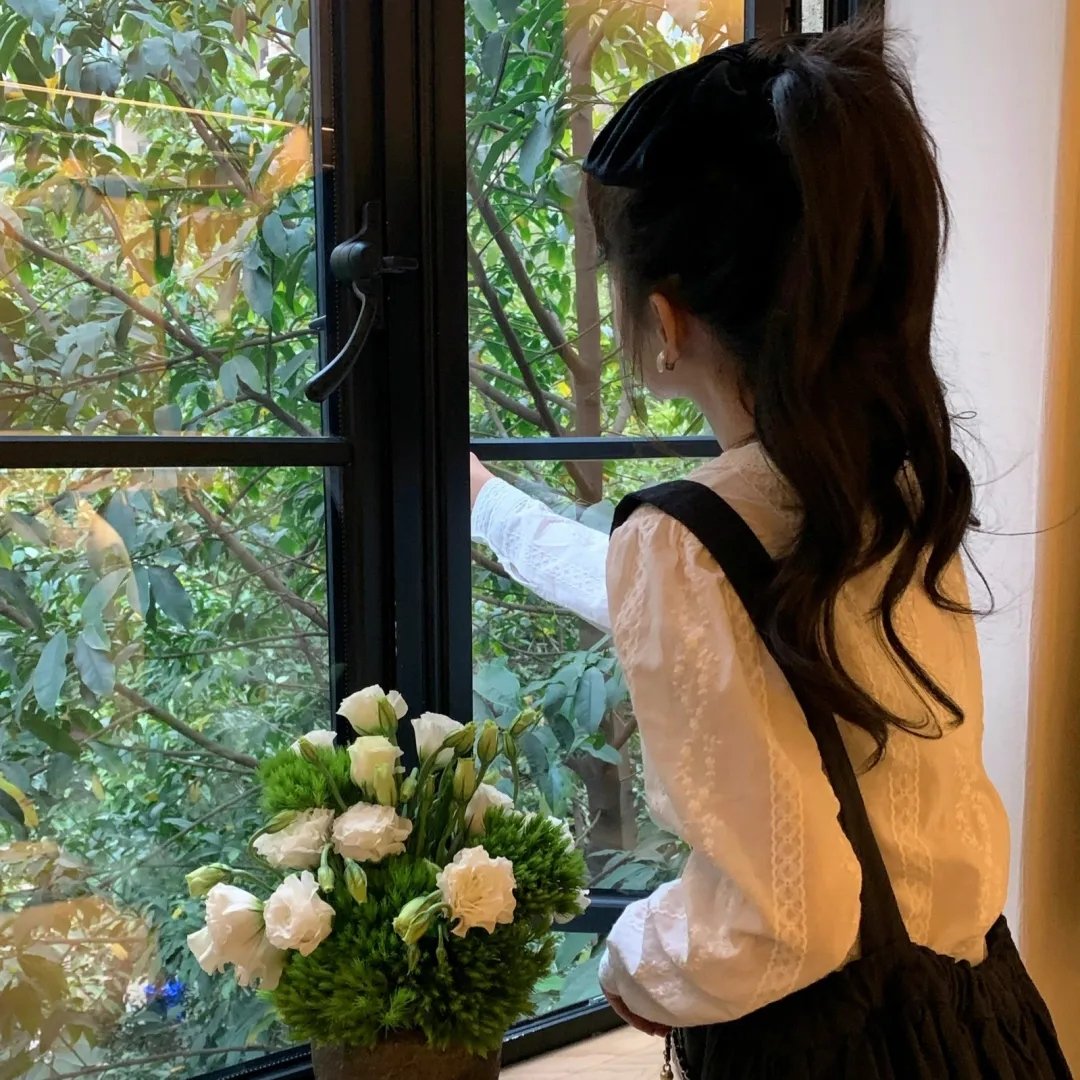 禁足少女罗曼史